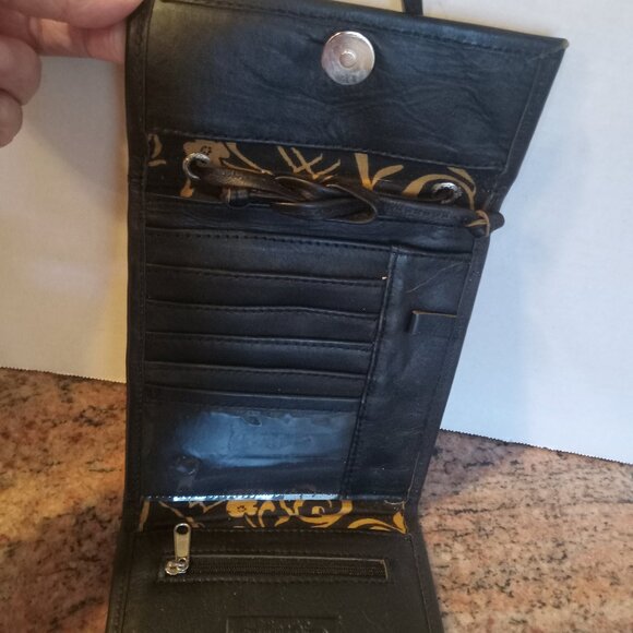 JL Saldivar Tooled Leather Crossbody Bag - Picture 4 of 5